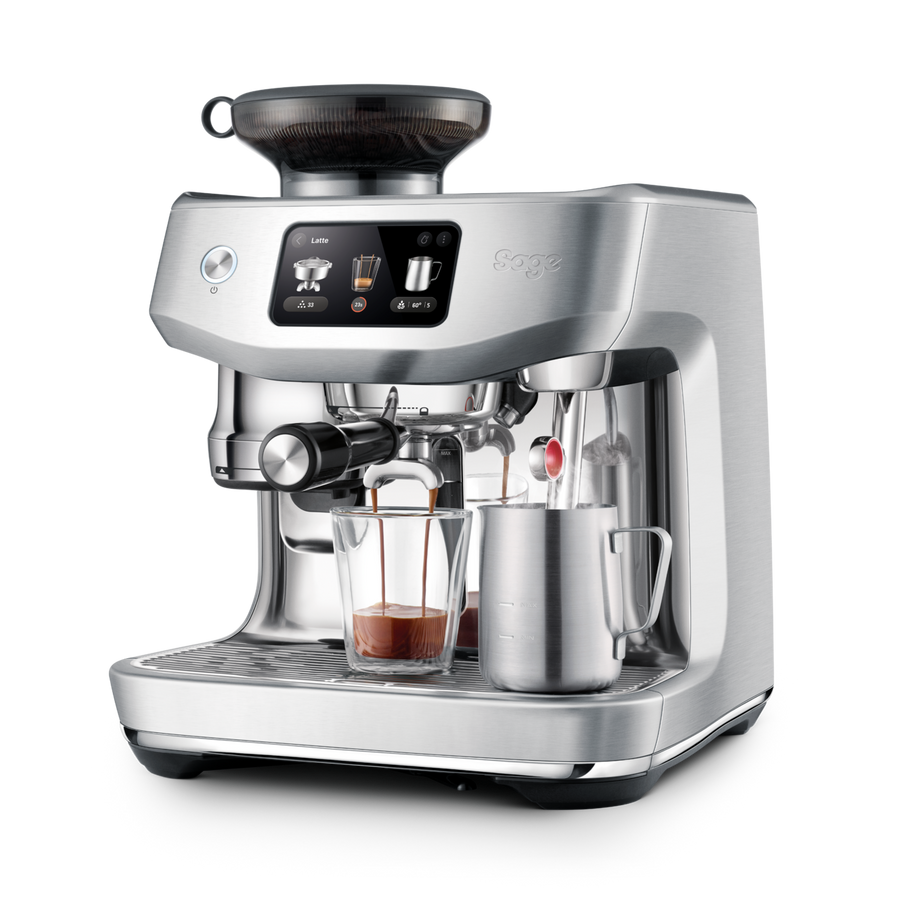 Sage Oracle Jet BES985 pulling espresso shot with crema