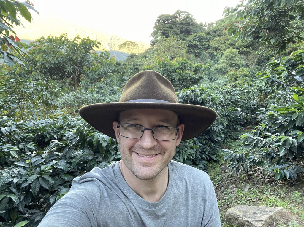 Green Buyer Roland at Martin Chirino's farm