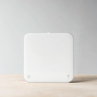 Acaia Pearl white scale on white background